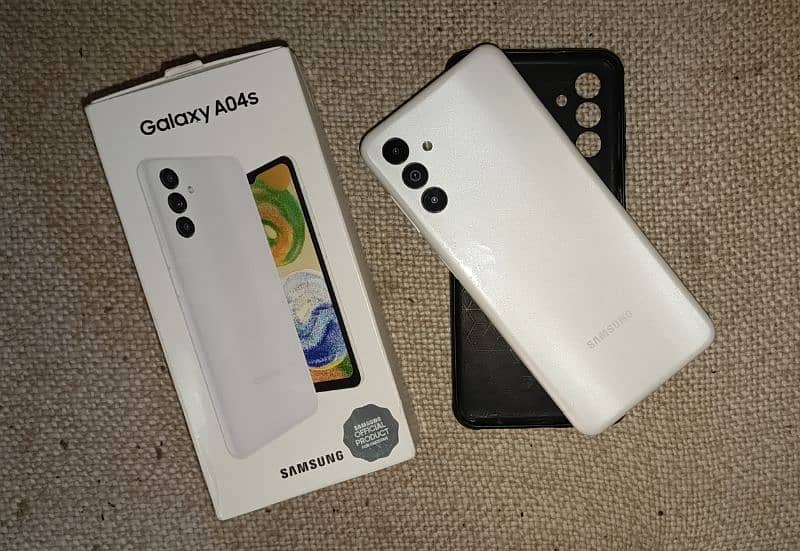 Samsung A04s, White 4/128gb 1