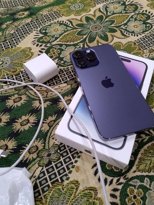 I phone 14 pro max jv 128 gb deep purple coloure new Mobile 0