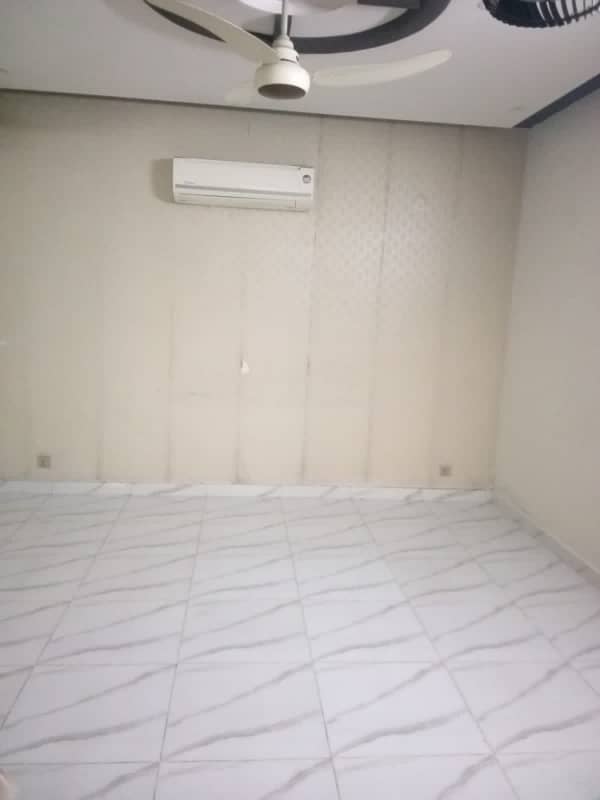 Beautiful 8 marla upper portion is available for rent 2