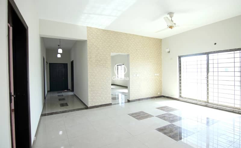 3-Bedrooms Army Flat For Rent in Askari 11 Lahore 5