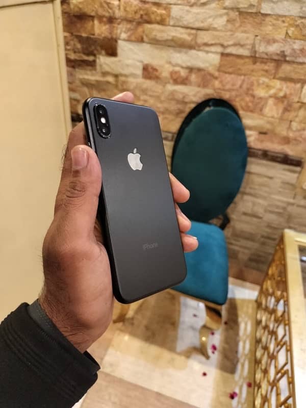 iPhone x 64GB PTA Urgent Sale 1