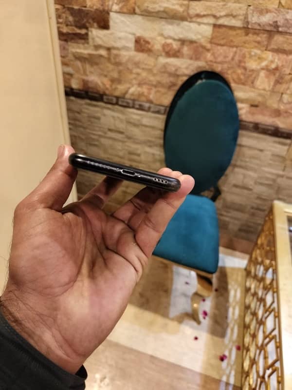 iPhone x 64GB PTA Urgent Sale 7