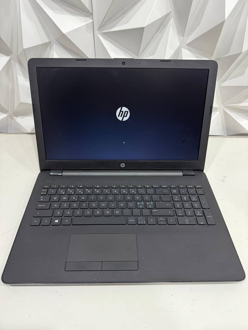 HP NoteBook 15 | Core i5 8th Gen | TechWorld 3