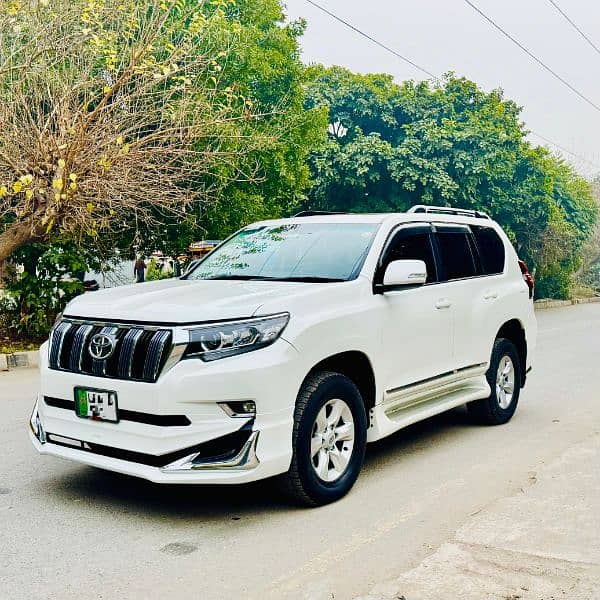 Toyota Prado 2011 1