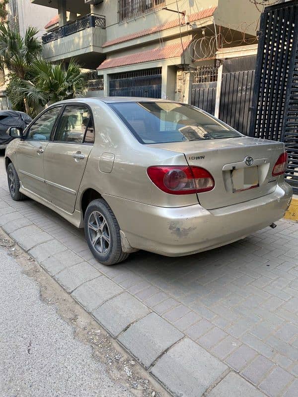 Toyota Corolla Altis 2006 4