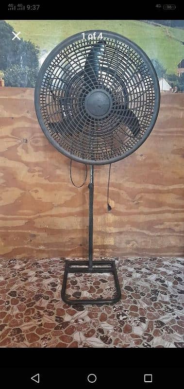 12 Volt DC Stand Fan 0