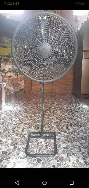 12 Volt DC Stand Fan 1