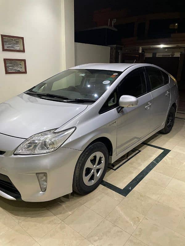 Toyota Prius 2013 5