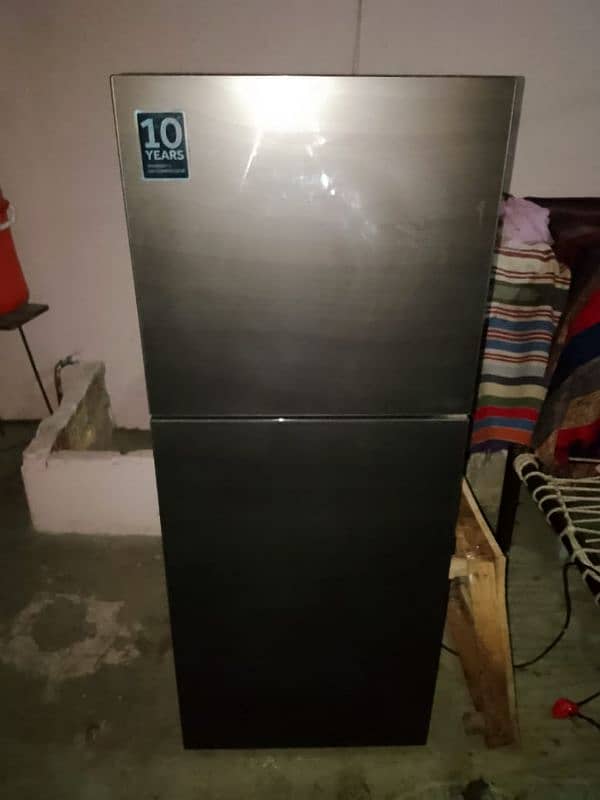 AC DC fridge or li8 0