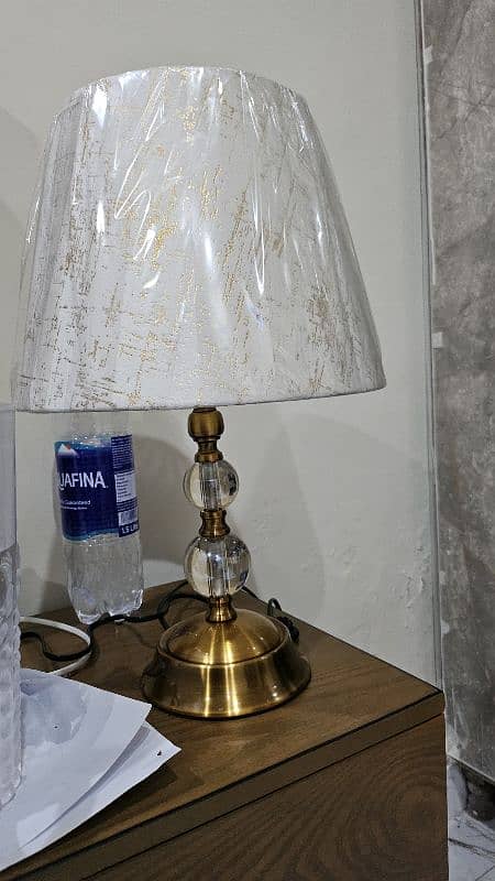 bed side lamps 0