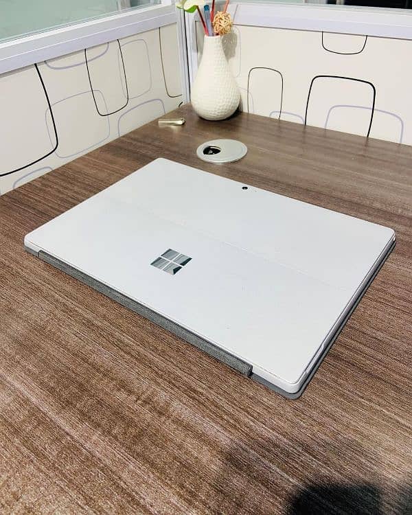 Surface Pro 6, Core i5-8th generation, 8-256gb 0