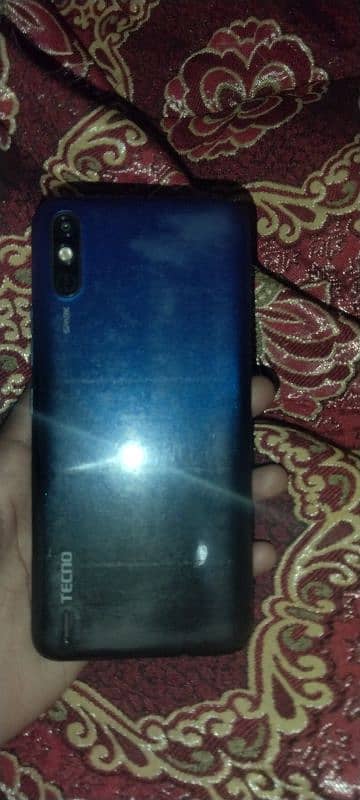 Tecno spark go 2. . . 16 5