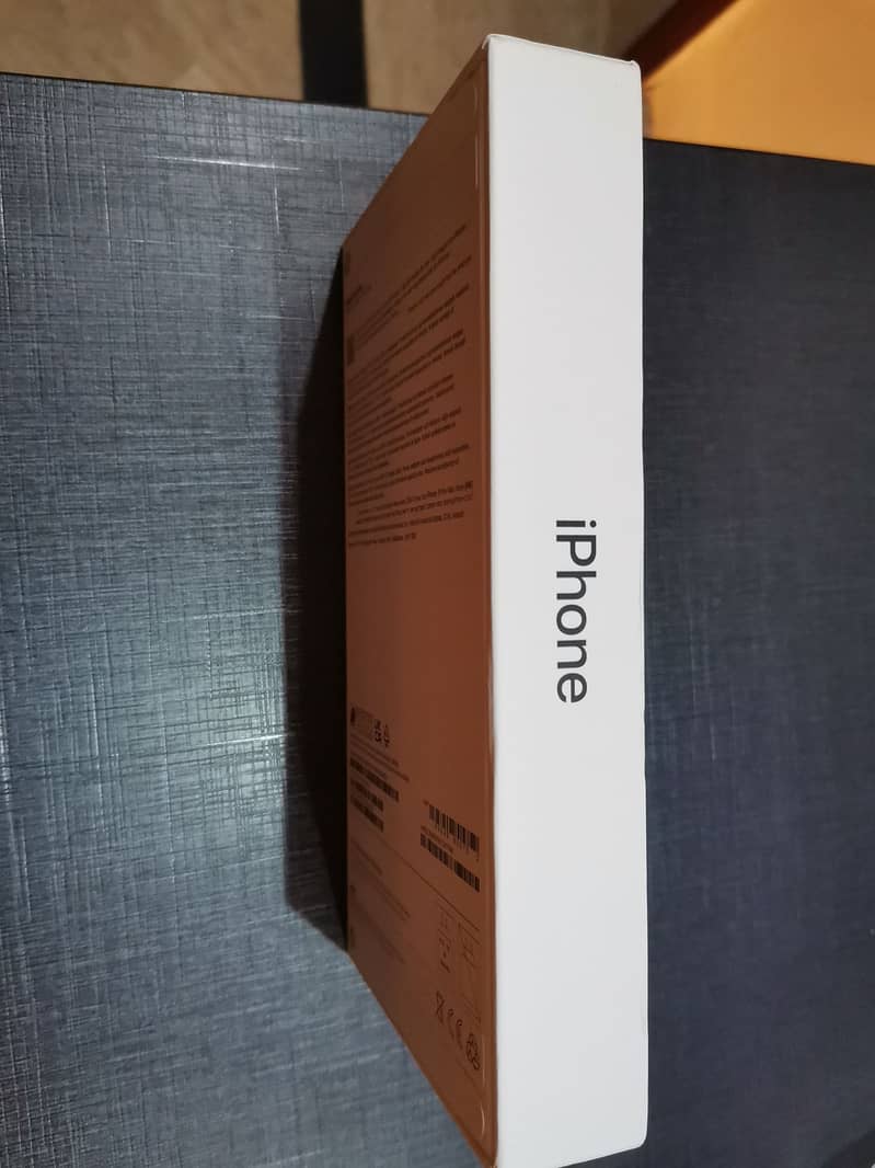 Apple iPhone 16 Pro Max Black Titanium (Non-PTA) 2