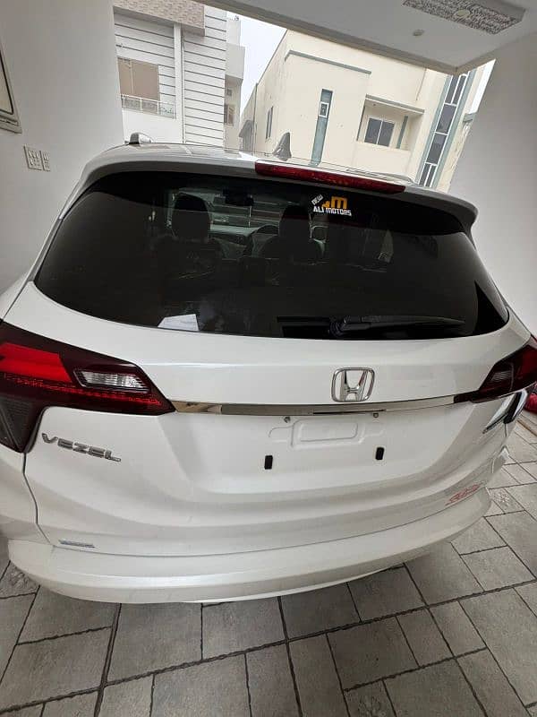 Honda Vezel (Z-sensing) 19/24 1