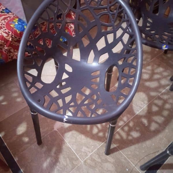 chair & Table 2