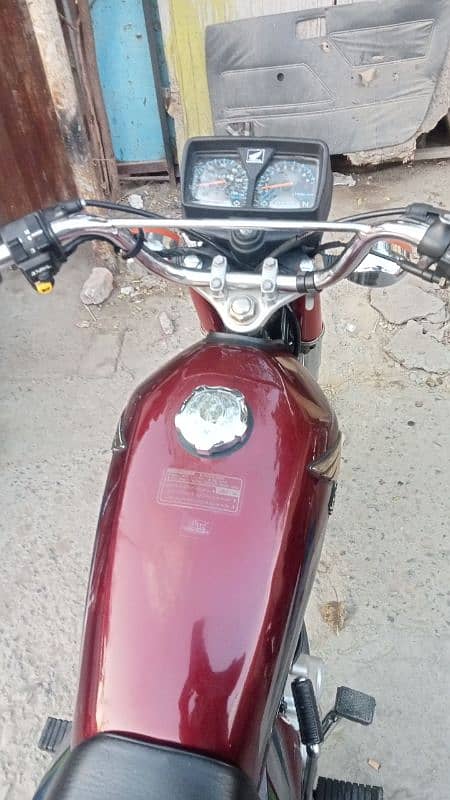 Honda 125 good condition 2