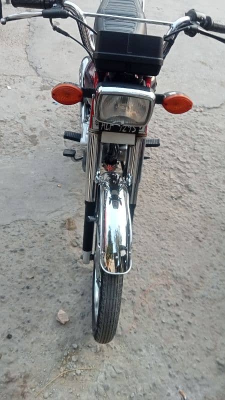 Honda 125 good condition 3