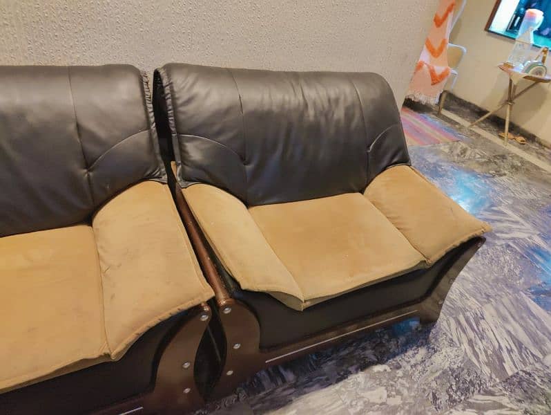 6 seater 3 -2 -1 sofa set In good condition 1