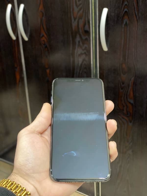 i phone 11 pro max 64 gb 3