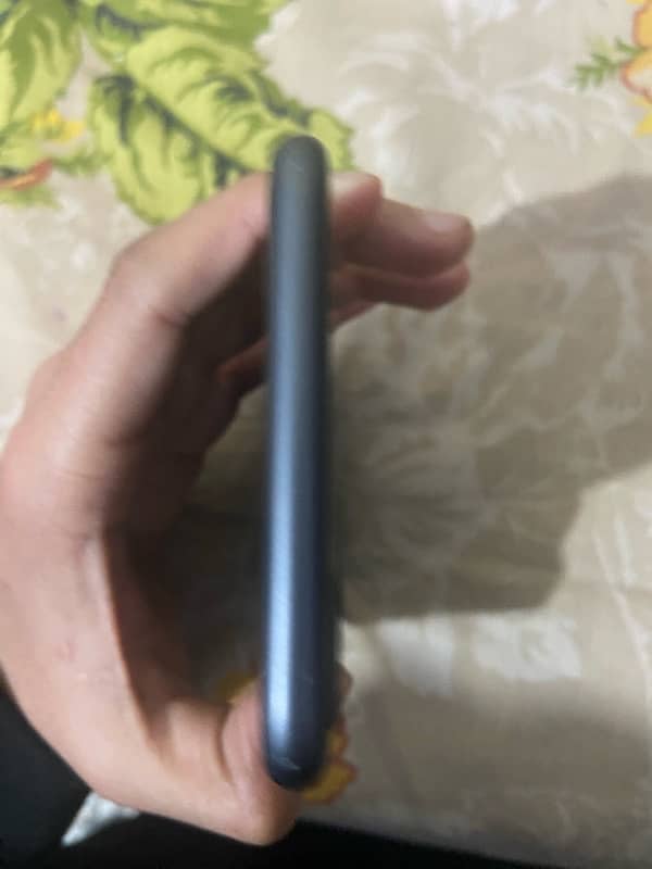 iPhone 8 Plus black colour glass back 6