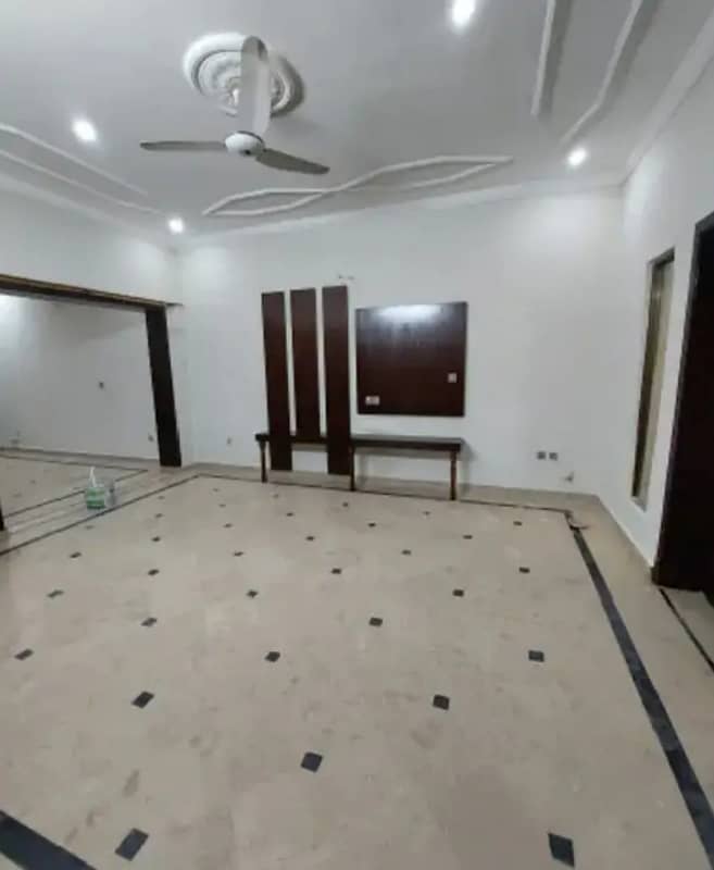 14 Marla Upper Portion For Rent Marble Floor G-11 0