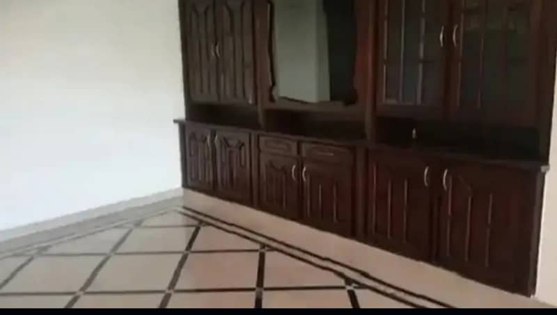 14 Marla Upper Portion For Rent Marble Floor G-11 7