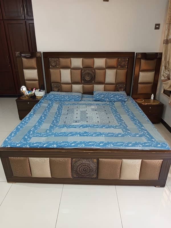 Wooden bedset with side tables and storage sethi 2