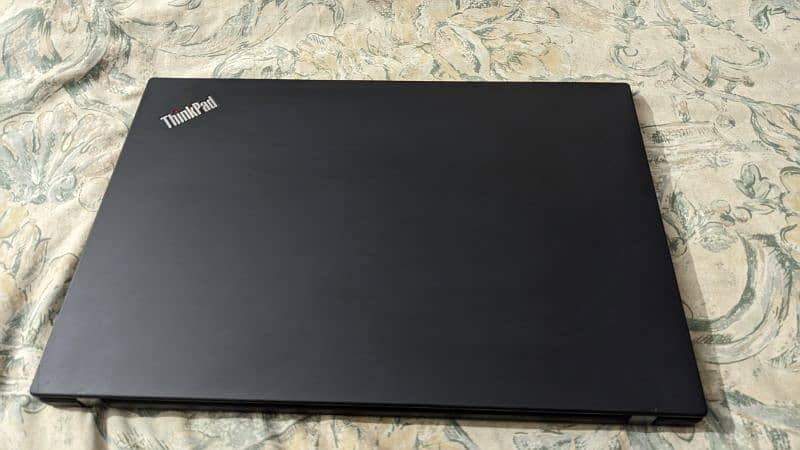 Laptop Model T490 i5 vPro 8 generation 1