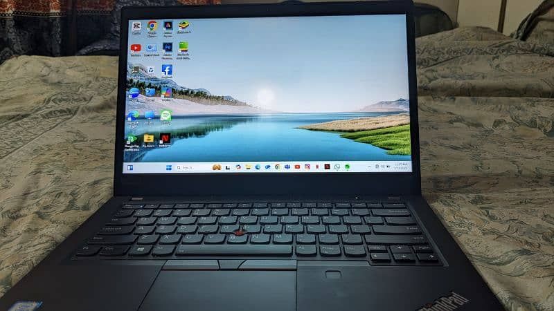 Laptop Model T490 i5 vPro 8 generation 11