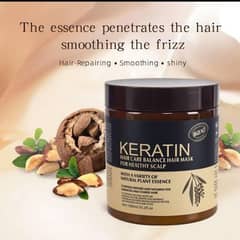 The essence penetrates the hair smoothing the frizz Hair-