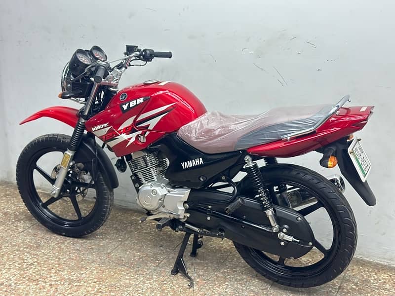 yamaha ybr125g 2016 japniess model ( low millage ) 1