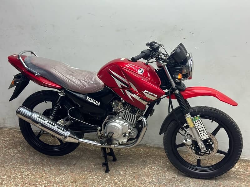 yamaha ybr125g 2016 japniess model ( low millage ) 11