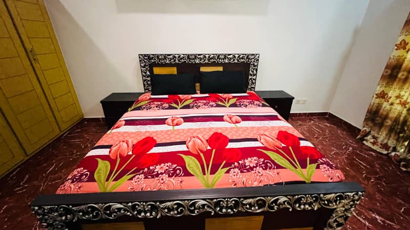 10 Marla fully furnished house available for Rent in bahria towan Rawalpindi phase 3 3