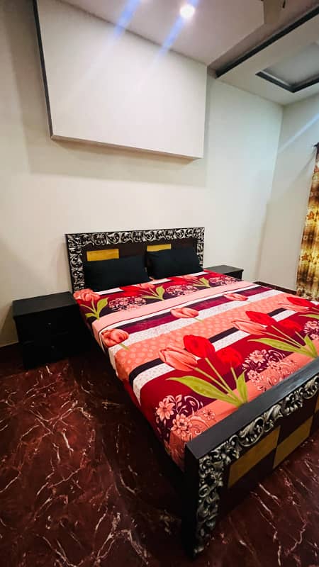 10 Marla fully furnished house available for Rent in bahria towan Rawalpindi phase 3 4