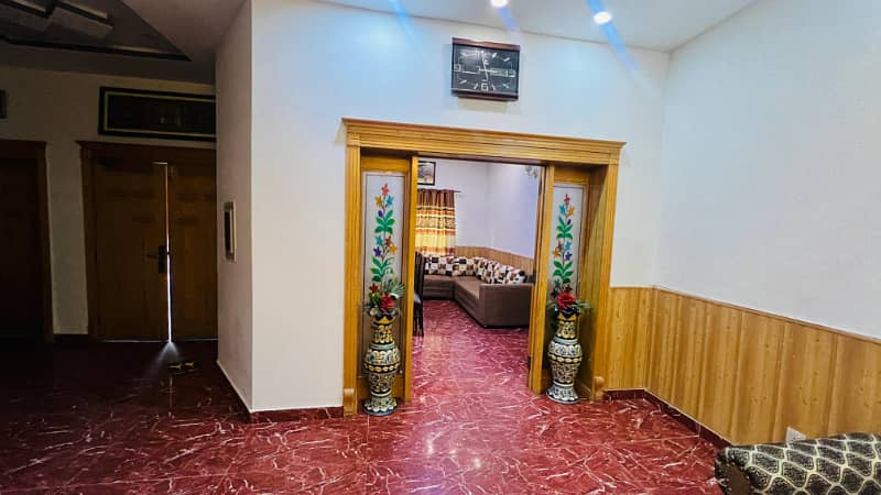 10 Marla fully furnished house available for Rent in bahria towan Rawalpindi phase 3 10