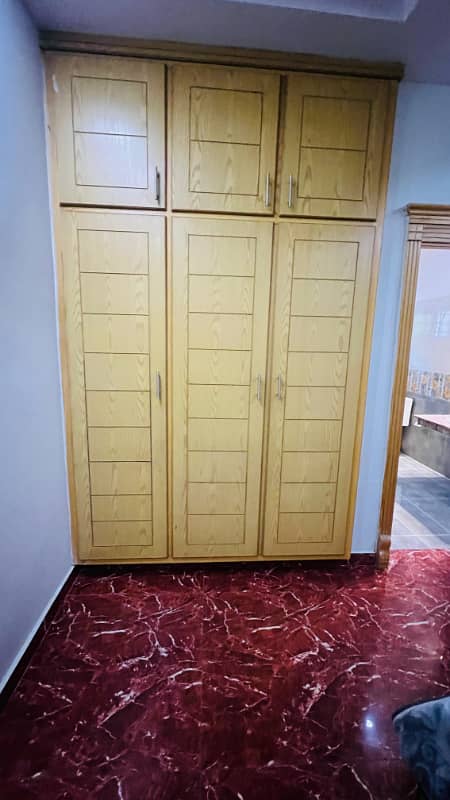 10 Marla fully furnished house available for Rent in bahria towan Rawalpindi phase 3 12