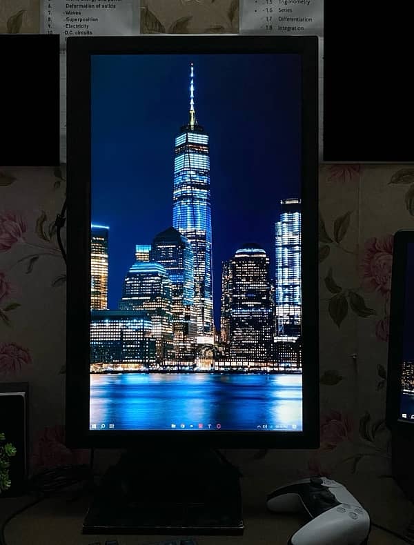 24” Viewsonic LED Screen 1080p best colors 2