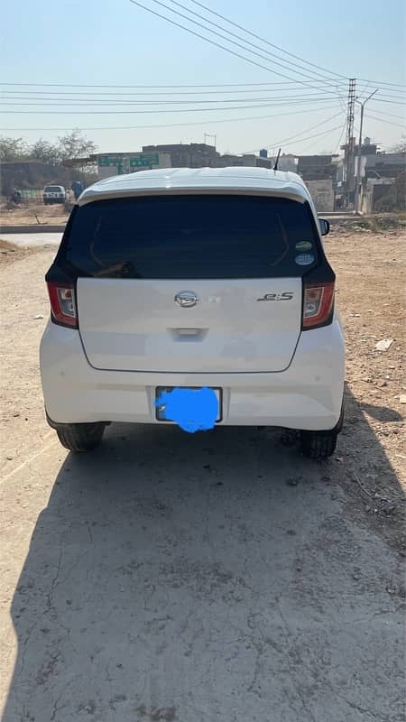 Daihatsu Mira 2018 3