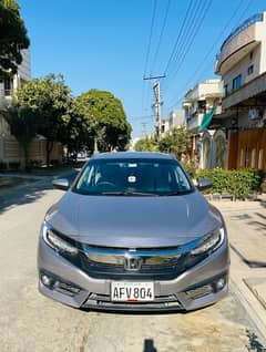 Honda Civic Oriel 1.8 i-VTEC CVT 2021