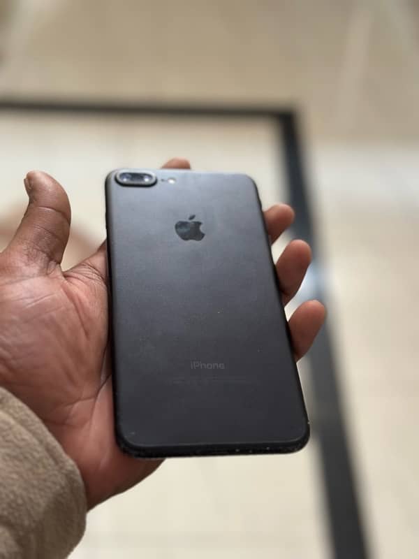 iPhone 7 Plus 128GB Approved 1