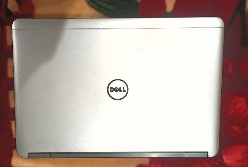 dell latitude E7240 core i5 4th generation 4gb 128gb 0