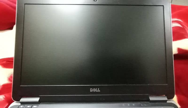 dell latitude E7240 core i5 4th generation 4gb 128gb 2