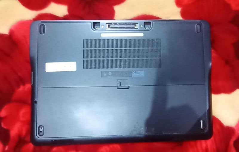 dell latitude E7240 core i5 4th generation 4gb 128gb 3