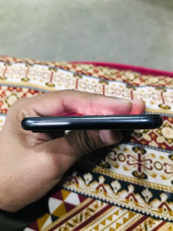 iphone 7 plus 256 GB ( PTA ) 3