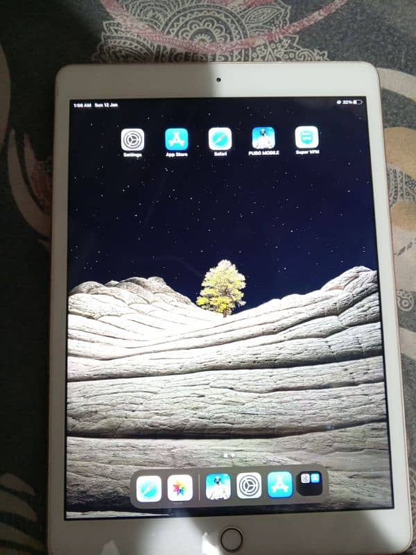 IPAD 8TH GENERATION 4