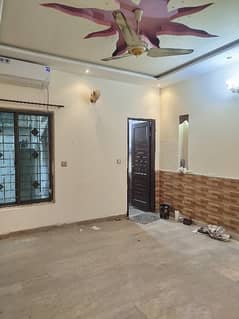 05 MARLA LOWER PORTION FOR RENT IN JOHAR TOWN LAHORE