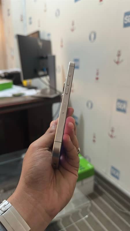 IPHONE 15 Pro 256gb FU 2