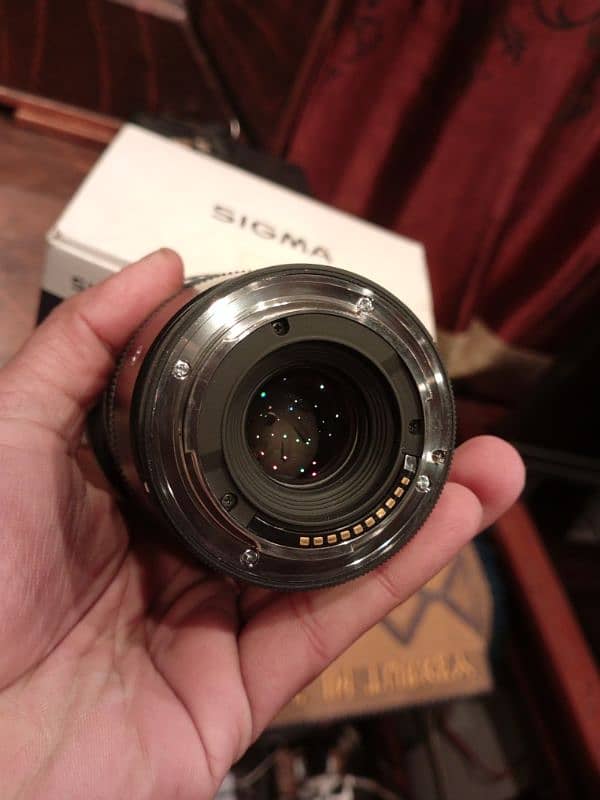 Sony E mount 16mm 1.4 sigma 1