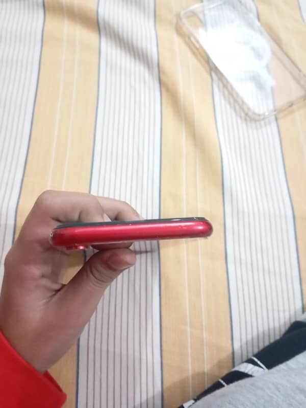 iPhone XR non pta 4