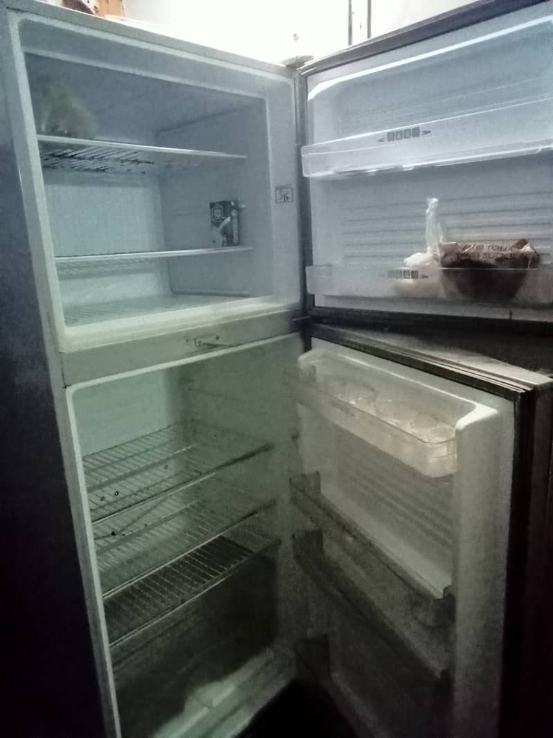 Dawlance fridge for sale 3